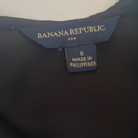 Banana Republic Factory Flutter Sleeve Blouse - Picture 4 of 11